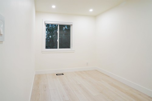 2078 Springer Avenue, Burnaby, BC 