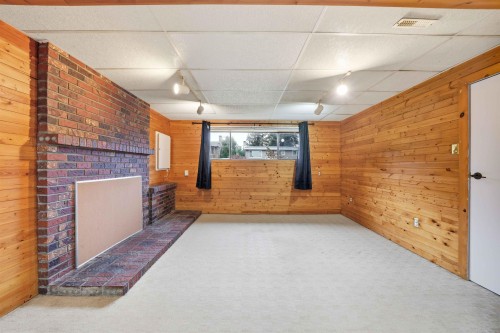 22970 Storey Avenue, Maple Ridge, BC 