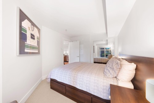 213-85 Eighth Avenue, New Westminster, BC 