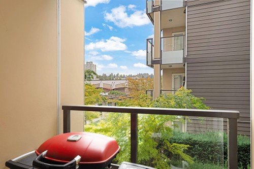 213-85 Eighth Avenue, New Westminster, BC 