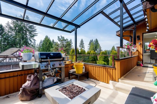 2940 Dresden Way, North Vancouver, BC 