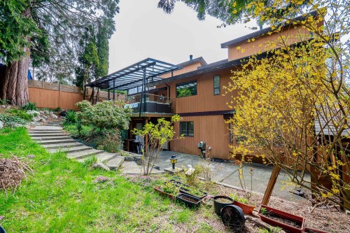 2940 Dresden Way, North Vancouver, BC 