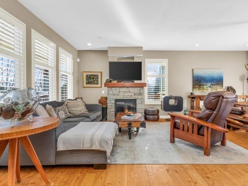 367 Centennial Parkway, Delta, BC 