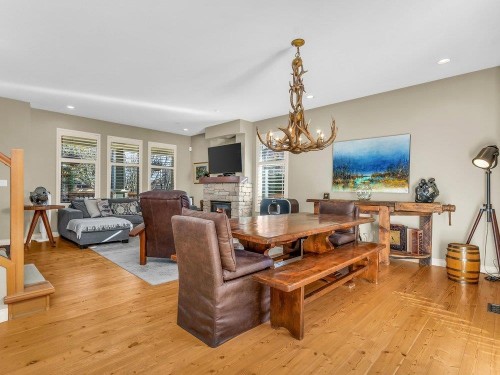 367 Centennial Parkway, Delta, BC 