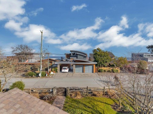 367 Centennial Parkway, Delta, BC 