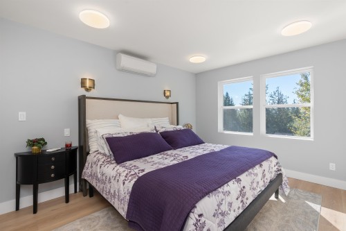 2440 Sunshine Coast Highway, Roberts Creek, BC 