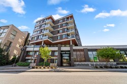 302-210 5th Avenue E Vancouver, BC V5T 0K1