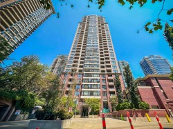 2105-909 Mainland Street  Vancouver, BC V6B 1S3