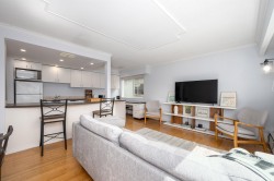 8-1235 10th Avenue W Vancouver, BC V6H 1J5