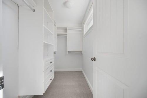 2411 George Street, North Vancouver, BC 