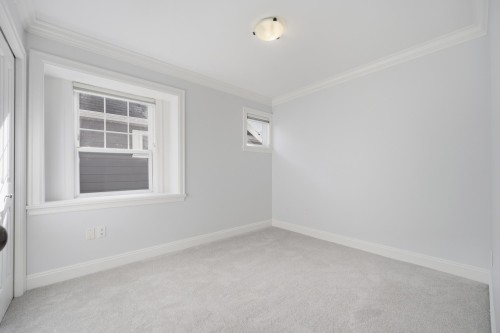 2411 George Street, North Vancouver, BC 