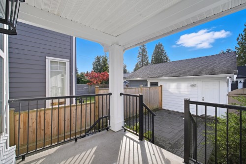 2411 George Street, North Vancouver, BC 