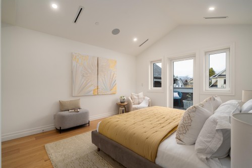 2523 8Th Avenue W, Vancouver, BC 