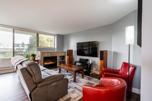 402-728 Farrow Street, Coquitlam, BC 