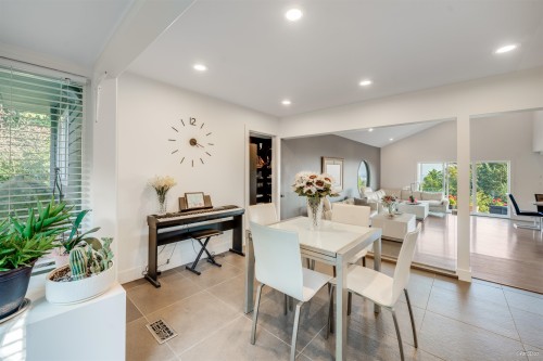 1135 Groveland Court, West Vancouver, BC 