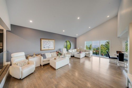 1135 Groveland Court, West Vancouver, BC 