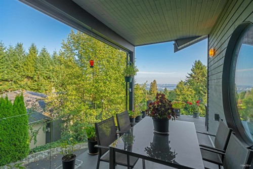 1135 Groveland Court, West Vancouver, BC 