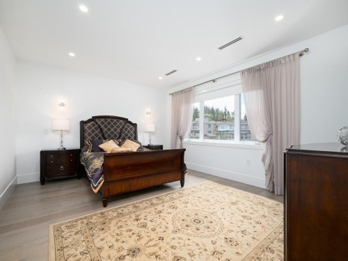 7268 Pandora Street, Burnaby, BC 