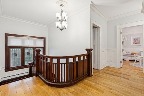 745 Grand Boulevard, North Vancouver, BC 