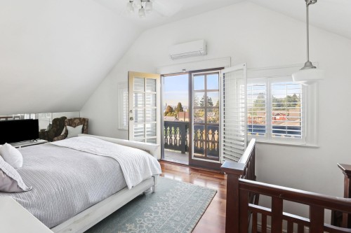 745 Grand Boulevard, North Vancouver, BC 