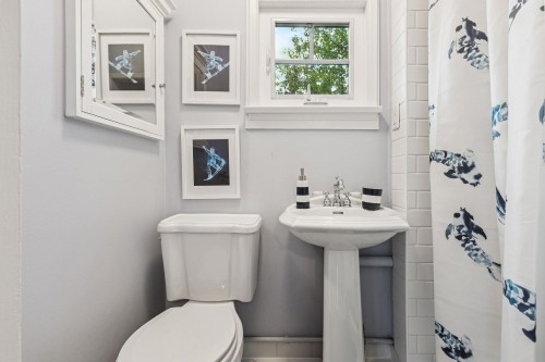 745 Grand Boulevard, North Vancouver, BC 