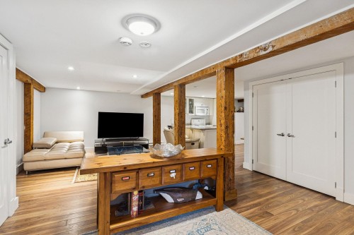 745 Grand Boulevard, North Vancouver, BC 