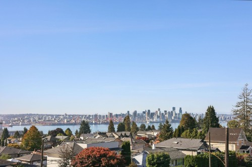 745 Grand Boulevard, North Vancouver, BC 