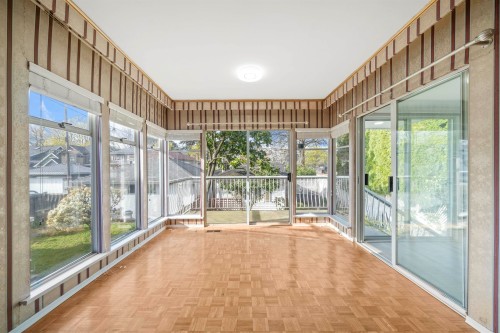 555 19Th Avenue W, Vancouver, BC 