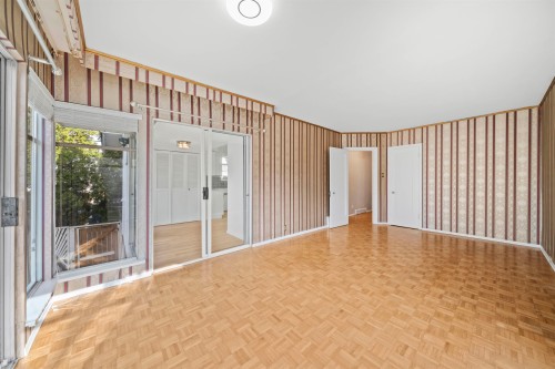 555 19Th Avenue W, Vancouver, BC 