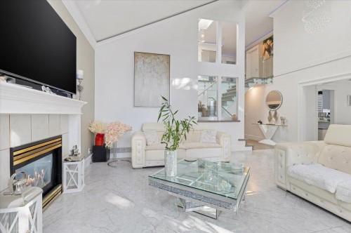 2470 Coast Meridian Road, Port Coquitlam, BC 