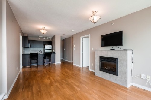 1608-4178 Dawson Street, Burnaby, BC 