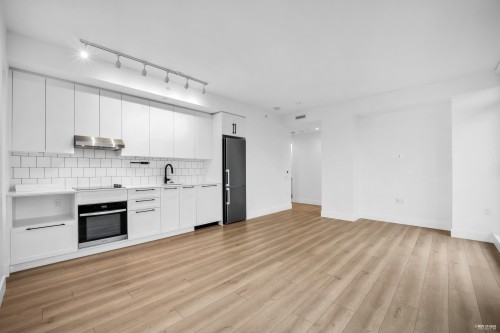 802-8750 University Crescent, Burnaby, BC 