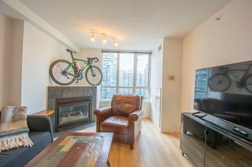 2510-63 Keefer Place, Vancouver, BC 