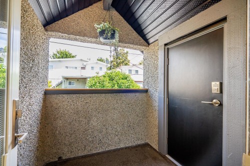 4438 Ontario Street, Vancouver, BC 