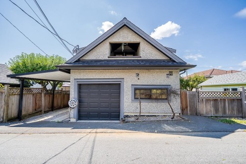 4438 Ontario Street, Vancouver, BC 