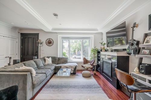 4438 Ontario Street, Vancouver, BC 