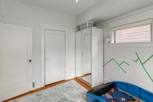 2988 Point Grey Road, Vancouver, BC 