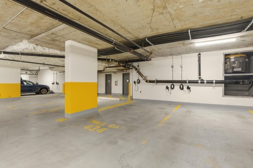 602-1401 Hunter Street, North Vancouver, BC 