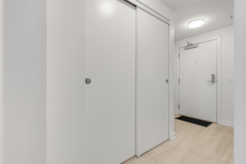 602-1401 Hunter Street, North Vancouver, BC 