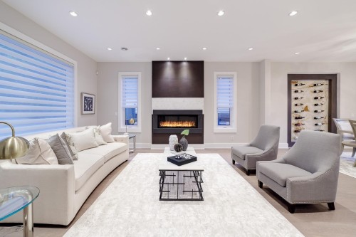 517 Granada Crescent, North Vancouver, BC 