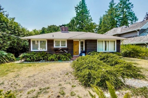 4386 Erwin Drive  West Vancouver, BC V7V 1H6