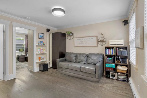 1365 7Th Avenue W, Vancouver, BC 