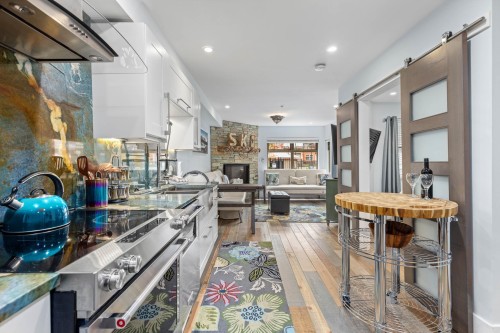 104-2050 Lake Placid Road  Whistler, BC V0N 1B2