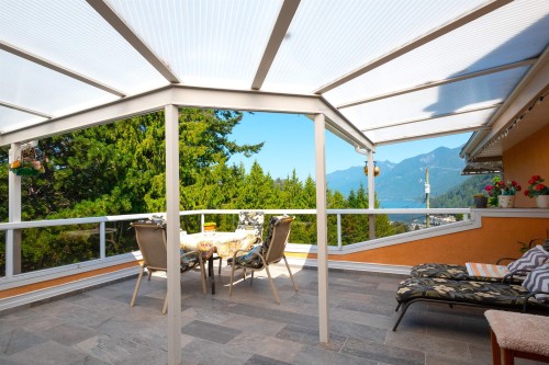 6440 Rosebery Avenue, West Vancouver, BC 