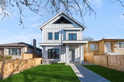 4014 Rupert Street  Vancouver, BC V5R 2H3