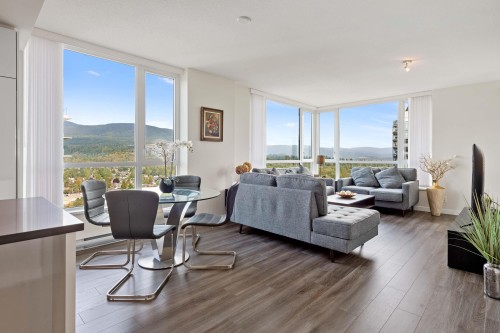 2301-3096 Windsor Gate  Coquitlam, BC V3B 0P4