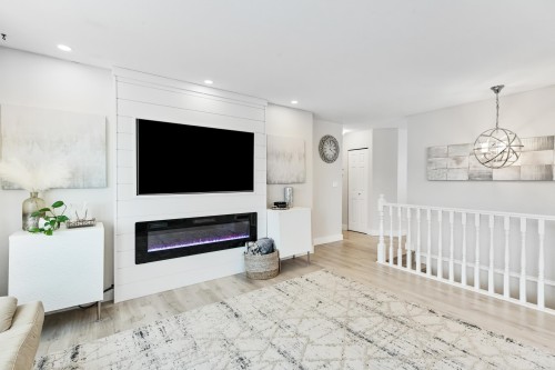 12276 Aurora Street, Maple Ridge, BC 