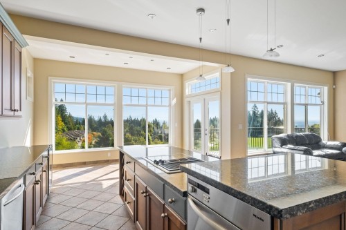 3233 Chartwell Lane, Coquitlam, BC 