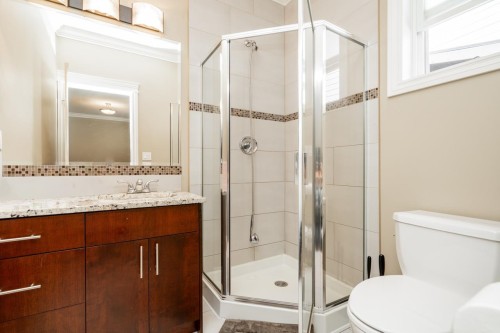 1935 Brunette Avenue, Coquitlam, BC 