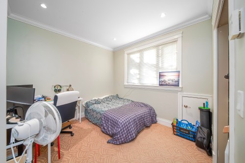 4094 38Th Avenue W, Vancouver, BC 